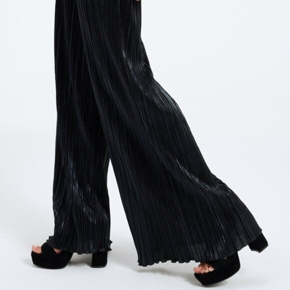 Good American Plisse Pleated Wide Leg Pant size 3/4 - L/XL - Picture 3 of 15